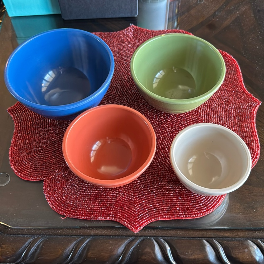 Target Home 4 piece nesting bowls. Dishwasher safe Blue, green, orange and beige